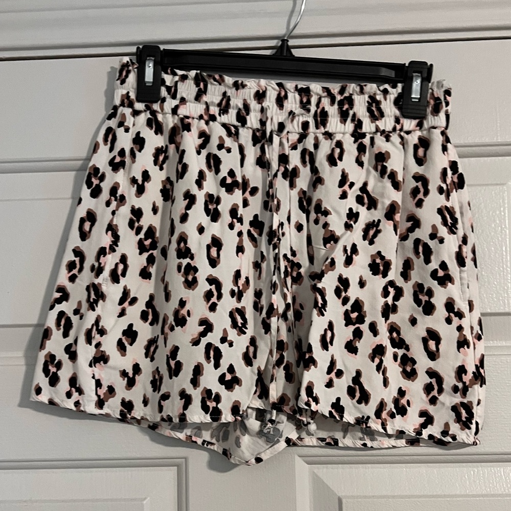 Express Animal Print Shorts With Drawstring Waist - image 1